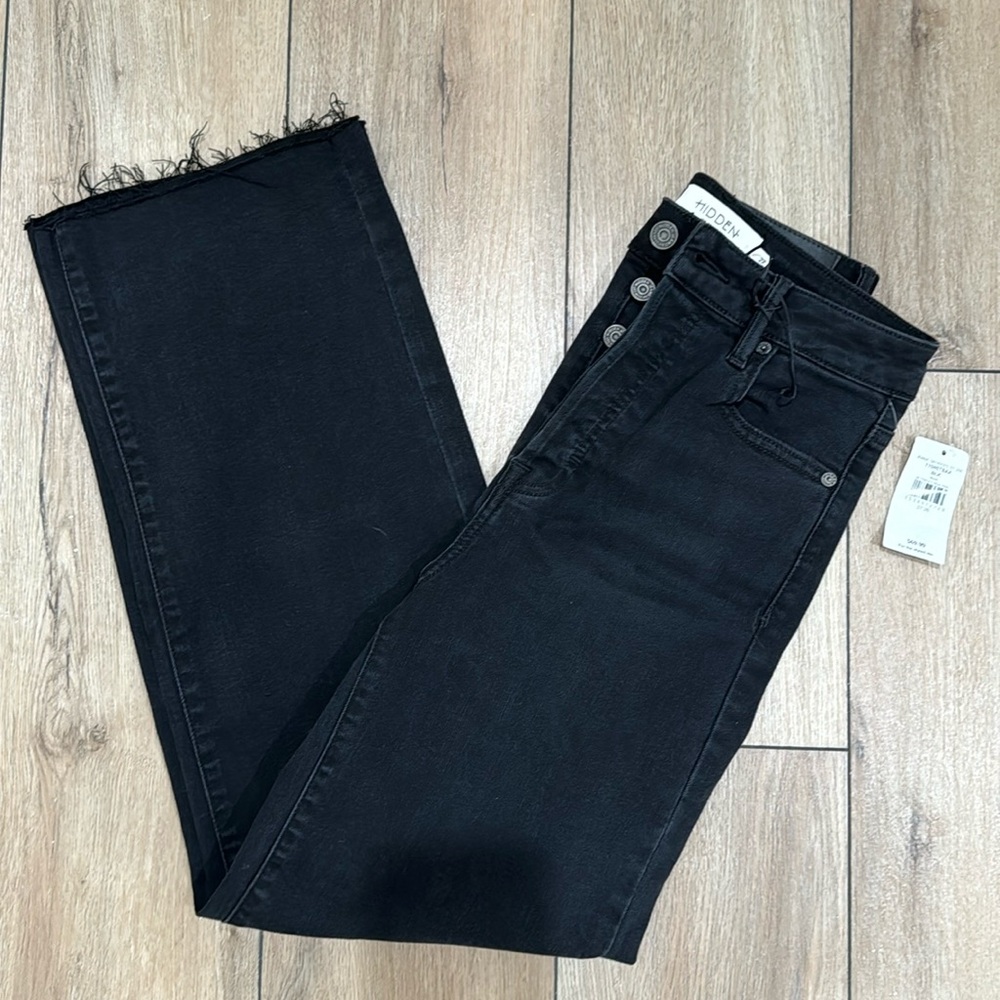 Raw hem, wide leg jeans